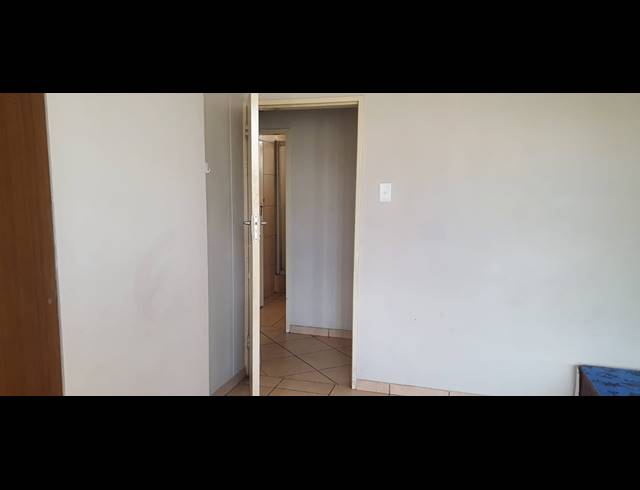 123M² OFFICE FOR SALE IN SONHEUWEL